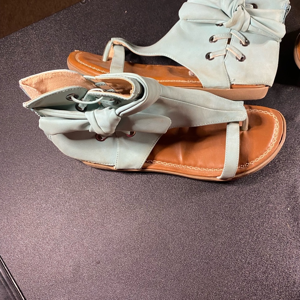 Leather sandals,size 8 worn one time